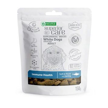 Беззернові ласощі для дорослих собак із білим забарвленням Nature's Protection Superior Care White Dogs Immune Health з оселедцем KIKNPSC47654 фото